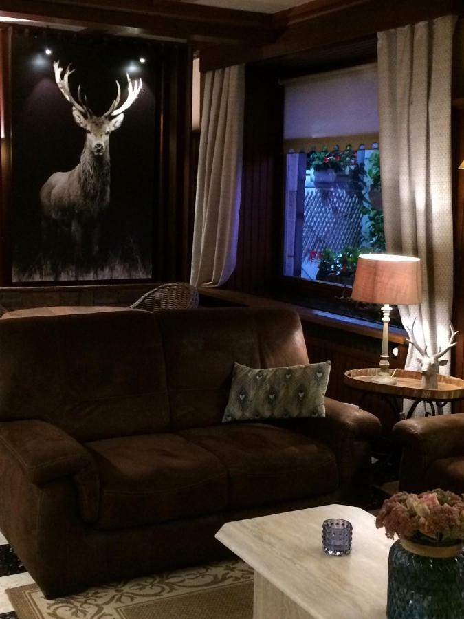 Hotel Le Barbouillon Vencimont ภายนอก รูปภาพ